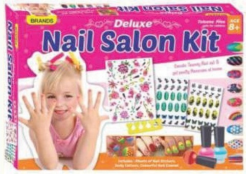 Deluxe Nail Salon Kit